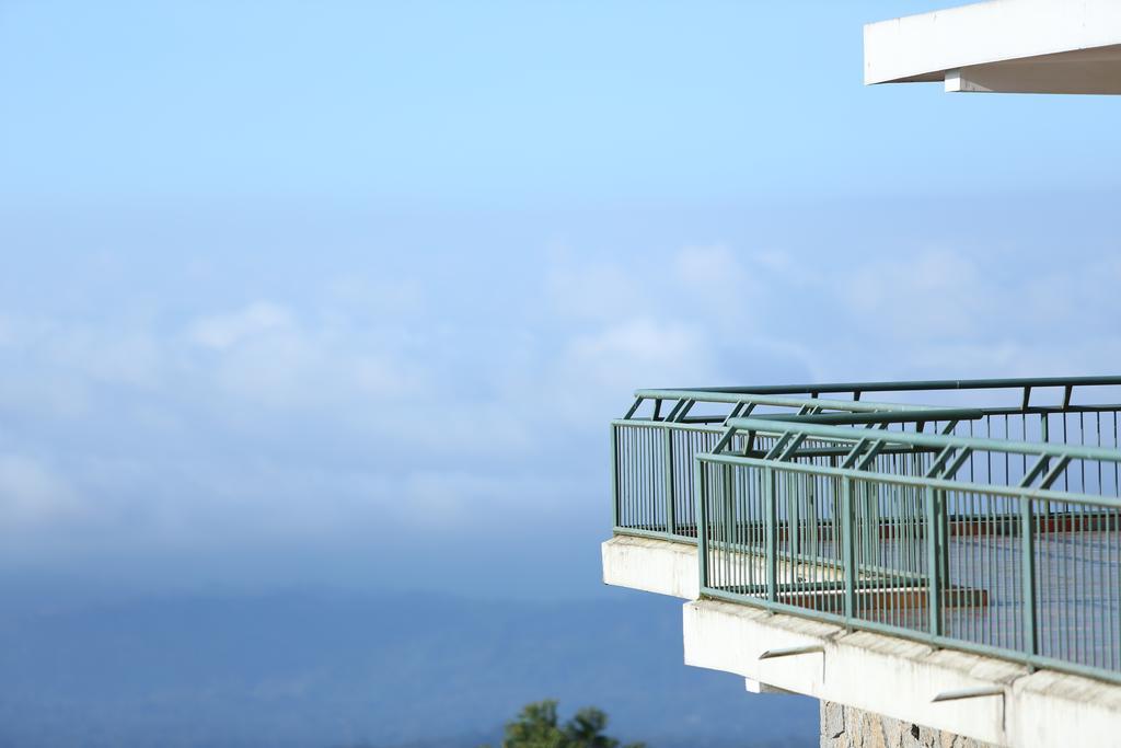 Ayur County Resort Chinnakanal ภายนอก รูปภาพ